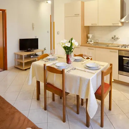 Apartamento Haus Kuftic 125s Rovinj