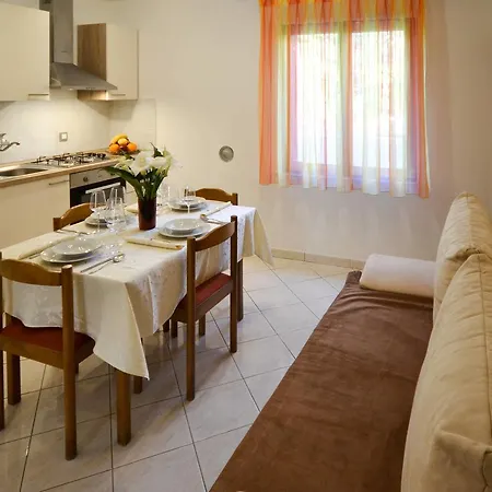 Haus Kuftic 125s Apartment *